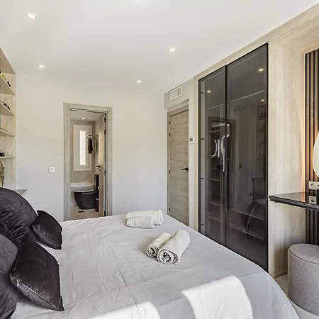 Penthouse In Puerto Banus Hébergement de vacances *